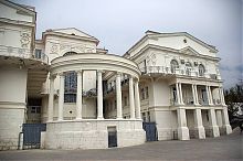 Западный фасад севастопольского Дворца детства и юности