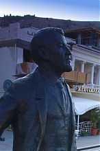 Олександр Купрін (пам'ятник у Балаклаві)
