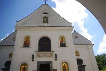 Центральний фасад церкви святого Онуфрія у Львові