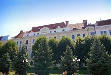 Буковинський державний медичний університет (колишня торгово-промислова палата)